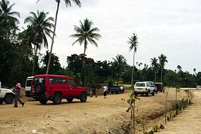 L'île de Manus, au nord-est de la Papouasie Nouvelle Guinée, dans la mer de Bismarckl. Entre 2001 et 2004, l'île a accueilli 350 demandeurs d'asile pour l'Australie, dans le cadre de la Pacific Solution du Premier ministre de l'époque, le Libéral John Howard. (AAP: Jim Baynes) L'île de Manus, au nord-est de la Papouasie Nouvelle Guinée, dans la mer de Bismarckl. Entre 2001 et 2004, l'île a accueilli 350 demandeurs d'asile pour l'Australie, dans le cadre de la Pacific Solution du Premier ministre de l'époque, le Libéral John Howard. (AAP: Jim Baynes)