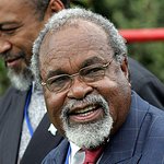 Sir Michael Somare, Premier ministre de Papouasie Nouvelle-Guinée annonce son retrait de l’arène politique pour 2012 [AFP]