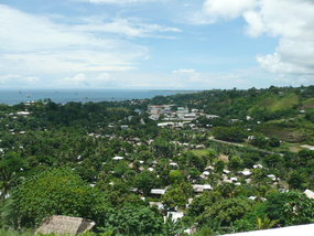 Aux îles Salomon, comme dans d'autres pays du Pacifique, les habitants s'installent de plus en plus dans les centres urbains. [Radio Australie : Géraldine Coutts]